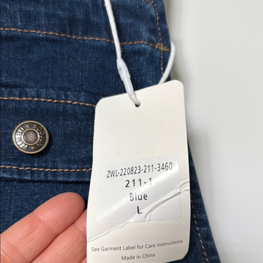 Denim overalls w/ adjustable straps - Picture 2 of 6
